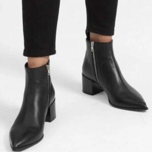 Everlane Boss Boot Black Pebbled Leather Pointed Toe Ankle Booties